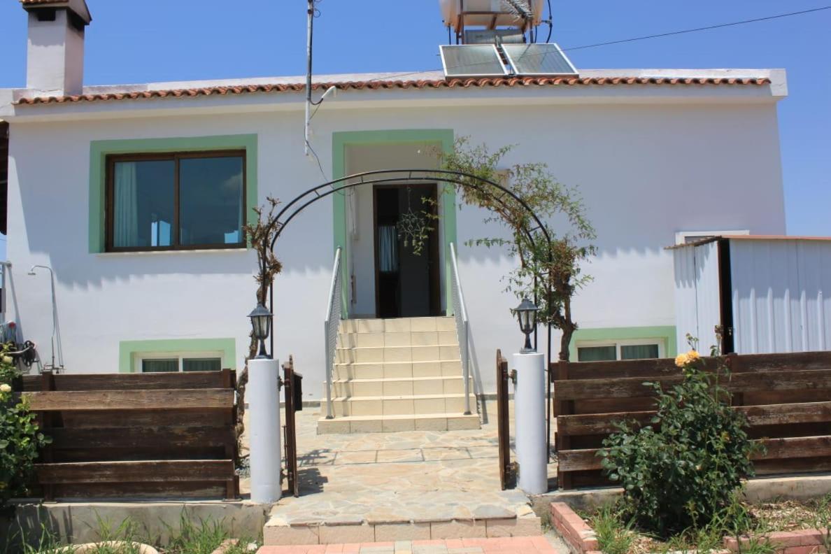 Vila Yiannos House Evrykhou Exteriér fotografie